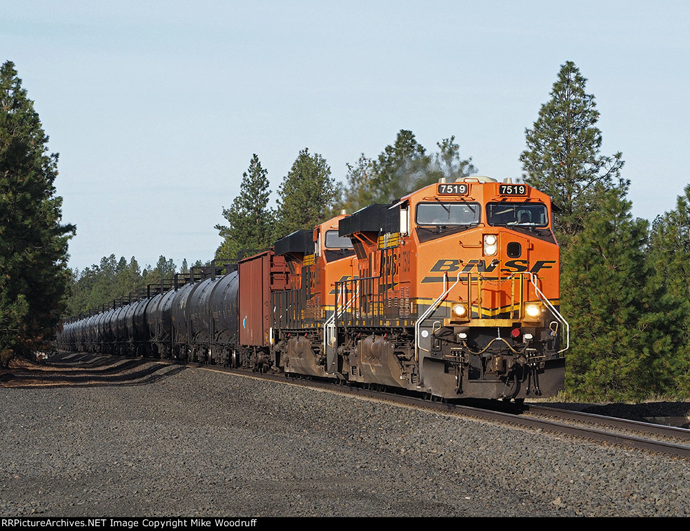 BNSF 7519